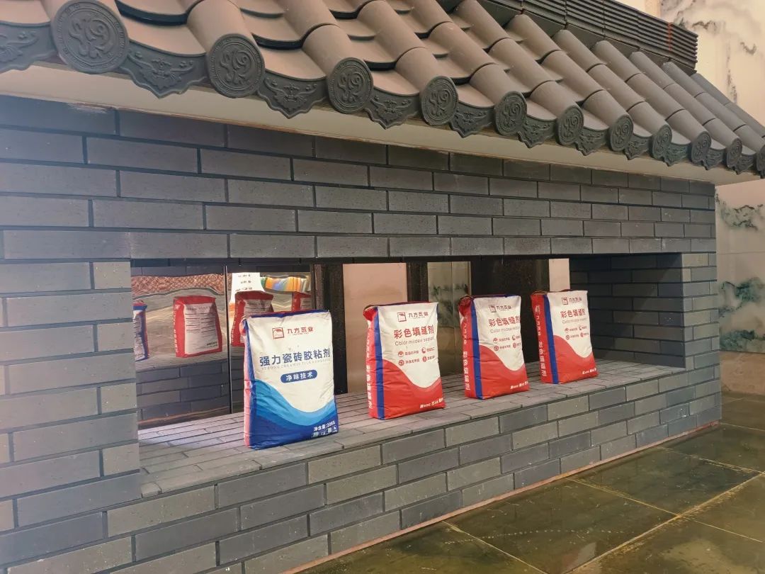 ���������������Ź��ʸ�����ʽ����